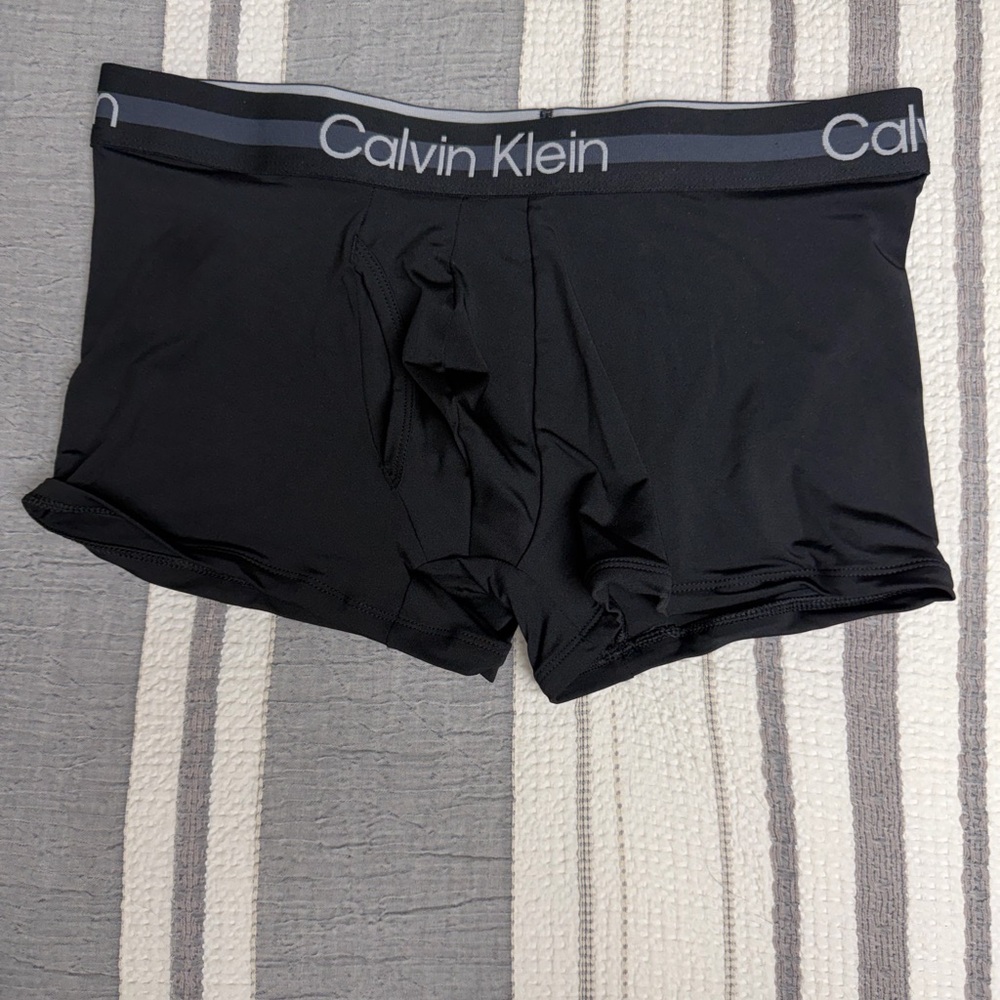 Calvin Klein Men's Black Boxer Brief Trunks with Gray Waistband